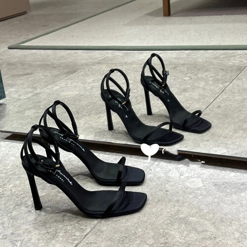 King's same style  summer new square toe open toe high heels women's one-word elegant temperament stiletto sandals French style