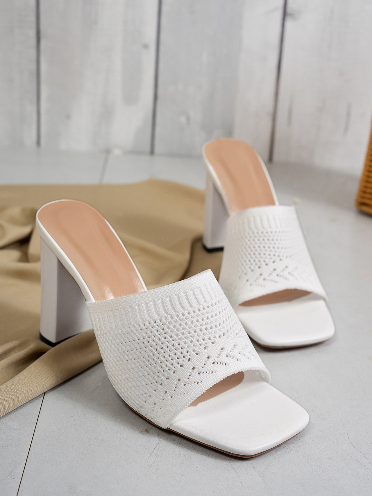 Women's Square Toe Flyknit High Heeled Sandals Chunky Heel Slippers_voghion.com