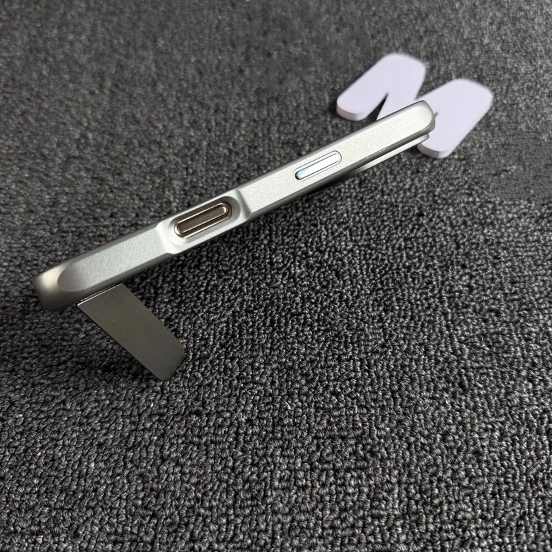 适用iPhone17promax隐形支架磁吸苹果16蜂窝网孔散热创意手机壳14|undefined