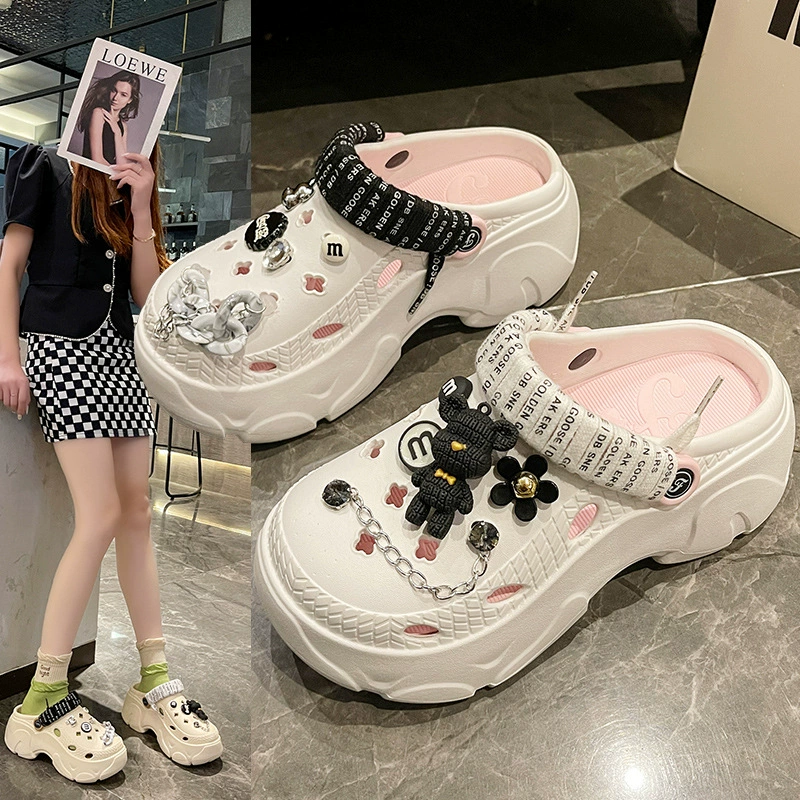 Туфли с дырками на толстой подошве женские летние шины прилив Баотоу нескользящая мультяшная обувь носить на улице, чтобы увеличить пляжные тапочки