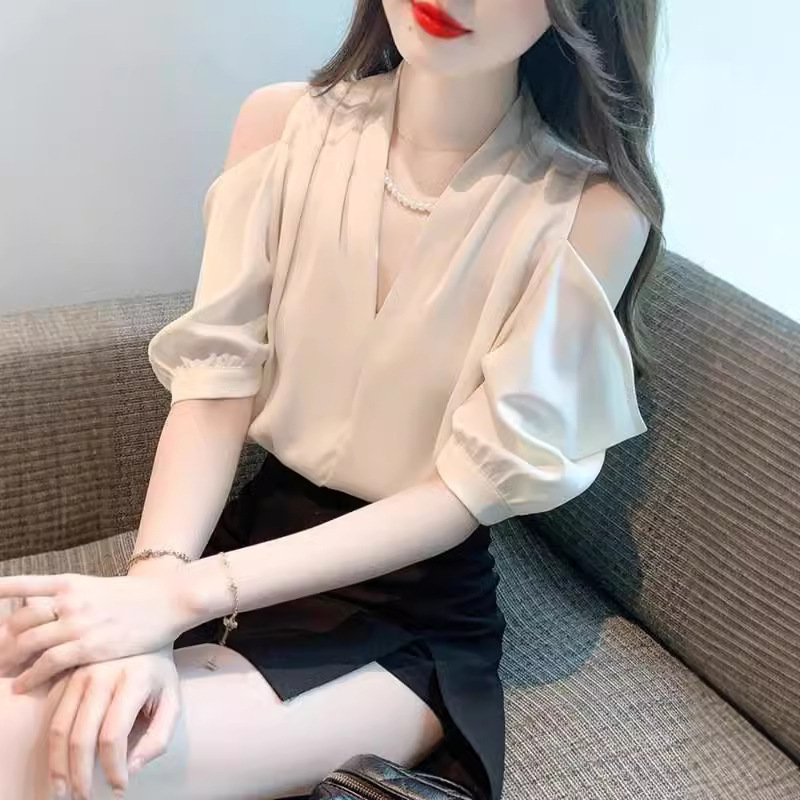 Summer New Solid Color V-neck Shoulder Shirt Fairy Elegant Shoulder Chic Top Fashionable Western Style Short Sleeve Shirt