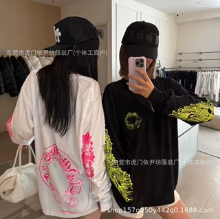 正确版Ch新款蔓藤宝剑印花荧光色休闲圆领长袖 T 男女同款
