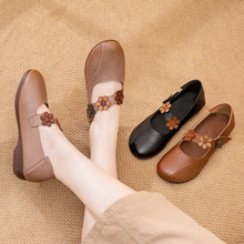 2025年秋季粗跟软底女鞋不累脚休闲畅销简约中跟深口真皮单鞋新款