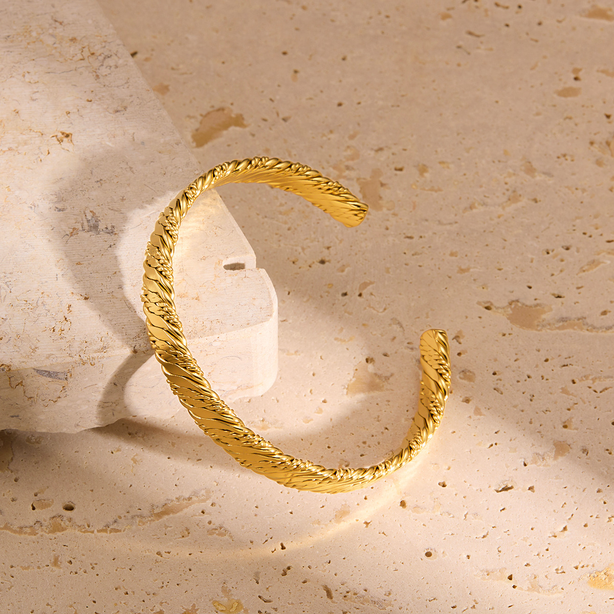 24g Weight Bangle Classification Titanium Steel Chain Material 1 Piece Quantity Holiday, Daily Occasion Titanium Steel Material Geometric Pattern All Seasons Season Unisex Gender Plating Design Retro, Classic Style Style Retro Classic Style Geometric Titanium Steel Bangle In Bulk 5
