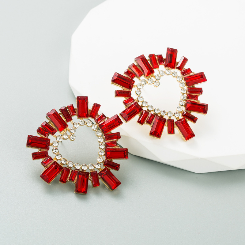 20g Weight Electroplating Gold Plating Process Alloy Ear Needle Material Rhinestones Inlay Material Earrings Classification 1 Pair Quantity Holiday Occasion Alloy Material Geometric Pattern Women'S Gender Fashion Style Fashion Geometric Alloy Rhinestones Women's Earrings 1 Pair 4
