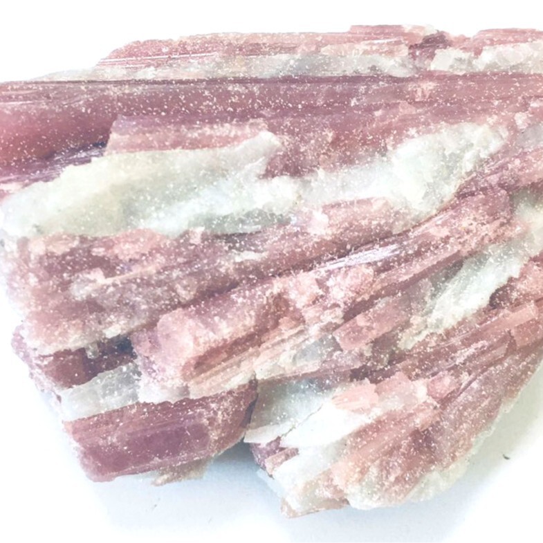 卸売りの大きな原石の鉱物の標本の多種の材質の水晶の半宝石の彫刻の置物の天然水晶の石|undefined