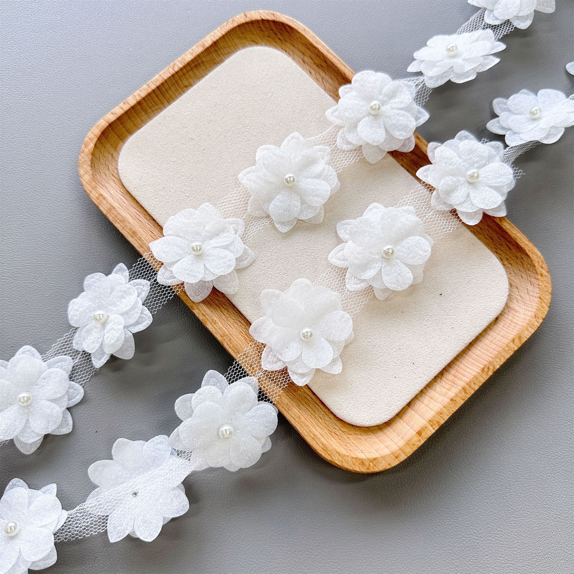 Encaje de Malla Bordado con Perlas, Poliéster, Decorativo, para Vestidos y Manualidades DIY image 3