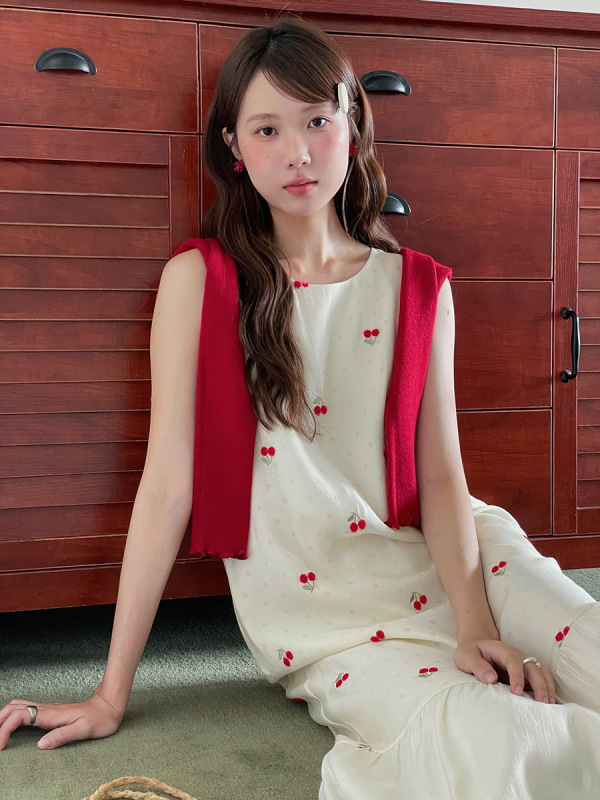 [Ge Ming] チェリー刺繍サスペンダードレスレディース夏新作メッシュスプライシング裾ミドル丈スカート N220C|undefined