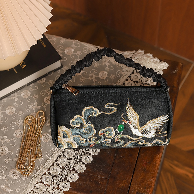 Black Embroidered Coin Purse - Vintage Qipao Banquet Clutch, Leather Handle Embroidered Shoulder Bag (In Stock) - Thumbnail 3