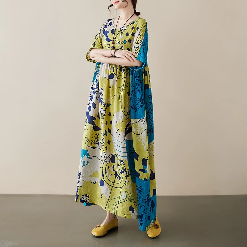 Summer retro dress with a round collar, plus size