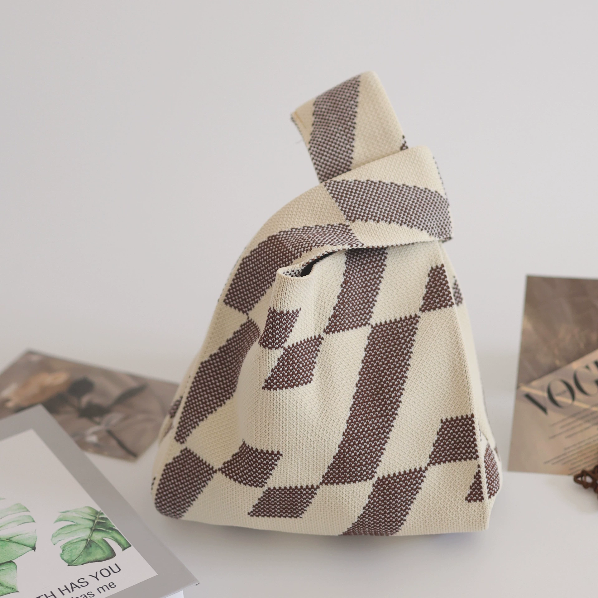 **Trendy Straw Shoulder Bag by 棉立坊 - Perfect for Fashion-Forward Internet Celebrities!**
