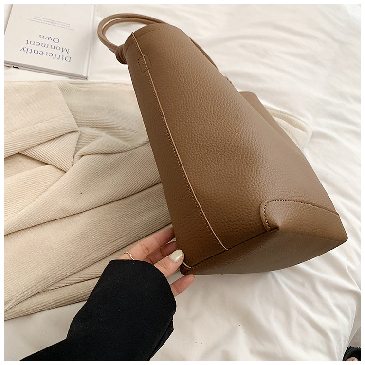 Einfache trendige große Kapazität Eimer 2024 neue Pendler Mutter und Kind modische Textur Frauen einzelne Schulter_voghion.com