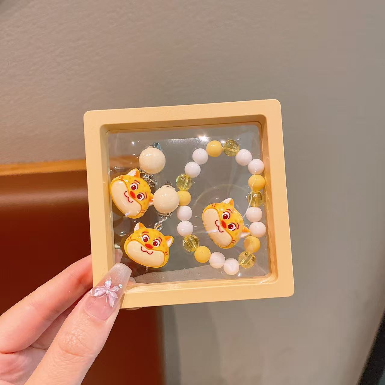Niños dibujos animados hermosa pulsera niña cristal cuentas pulsera bebé conejo arroz conjunto de joyas pulsera mujer