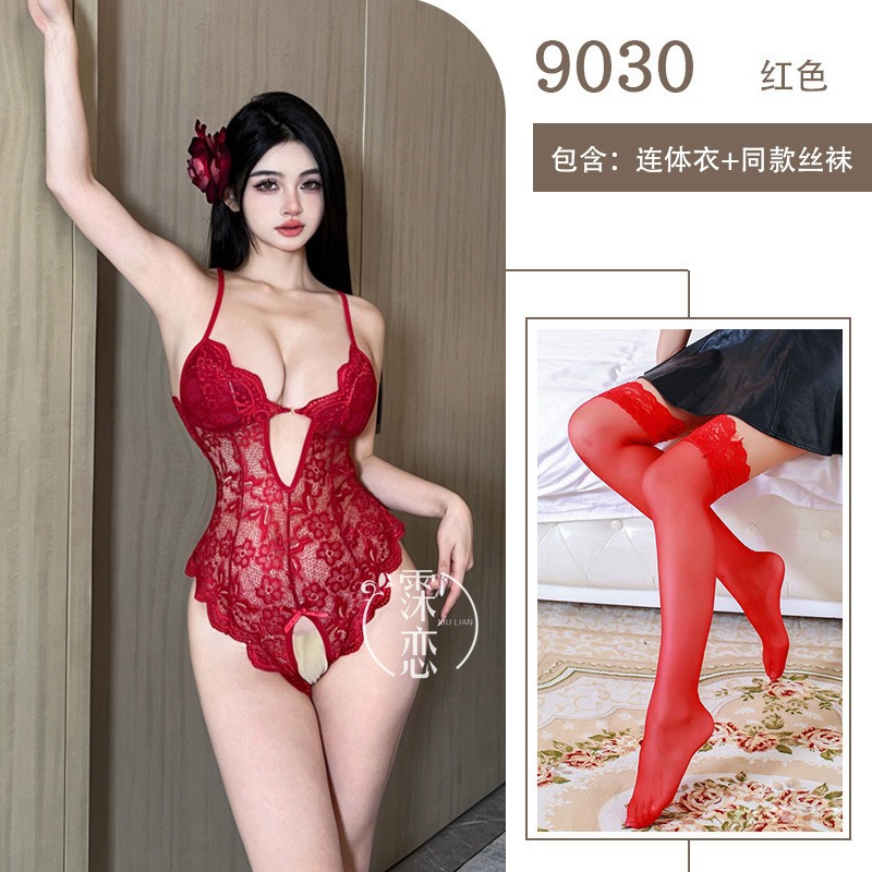 레드(가슴 패드 포함) + 레드 스타킹