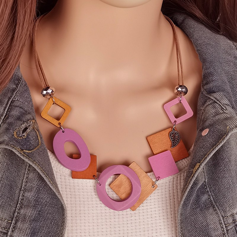 Collar de babero de chip de madera geométrico vintage hecho a mano colgante de madera collar transfronterizo nuevos accesorios al por mayor