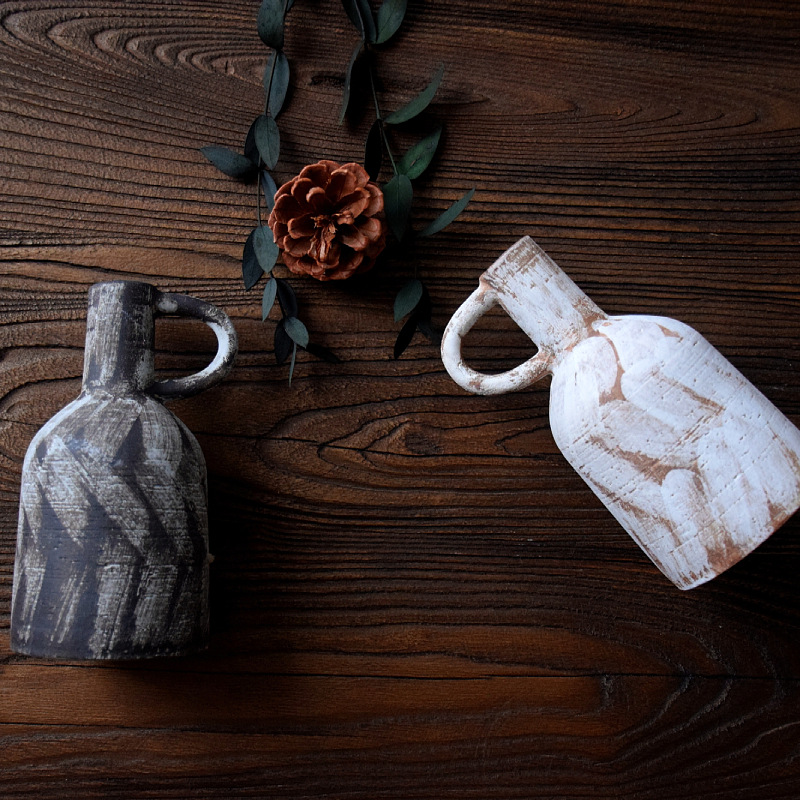 Japanese Wabi-Sabi Style Teapot Vase Hand-Painted Glaze Retro Ceramic Flower Vase Shelf Accent for Study Desk and Dining Table Dried Flower Stand