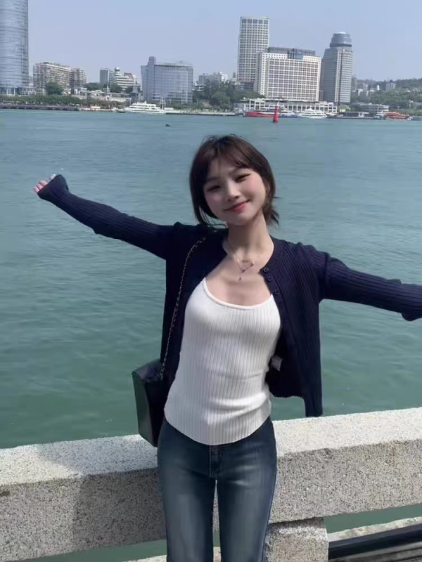早秋季慵懒风藏蓝针织开衫吊带两件套2025新款短款小上衣毛衣外套|undefined