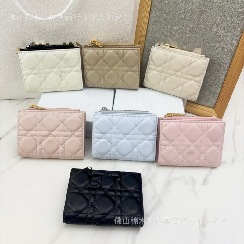 Original sheepskin high-quality cannage pattern butterfly wallet with exquisite embroidery, flip cover card holder, zipper bag, 2026 new model bag Original sheepskin high-quality cannage pattern butterfly wallet with exquisite embroidery, flip cover card holder, zipper bag, 2026 new model bag