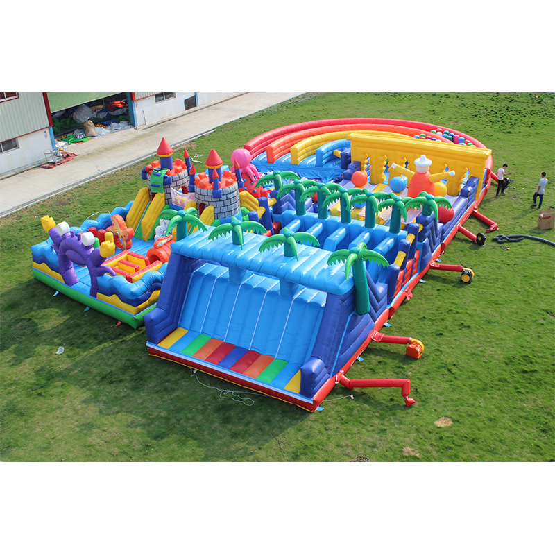 Instalaciones de la diversión del castillo inflable de la diversión del castillo de los niños Parque de atracciones travieso inflable grande al aire libre del Castillo