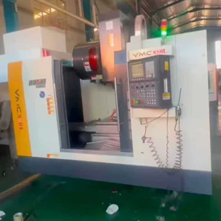 出售二手宝鸡VMC850L立式加工中心主轴转速8000现货
