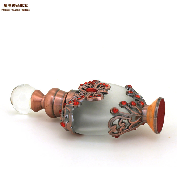 10ml心形磨砂玫红色蝴蝶款香水瓶4.jpg