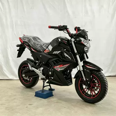 Brand New Adult Street Bike with a Cool Black and Red Appearance, Strong Power, Comfortable Shock Absorption, and Suitable for Long-Distance Travel (Motosikletlər)