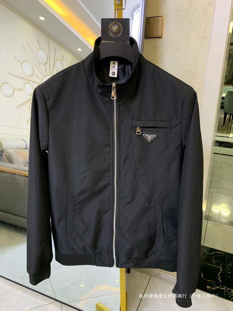 European Station 2025 Autumn New Triangle Logo Stand Collar Black Jacket Men's Internet Celebrity Same Style Slim Jacket Top