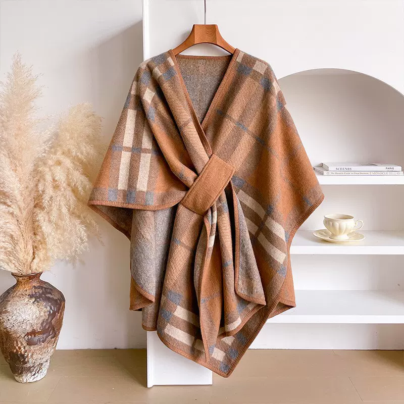 韩国仿羊绒印花披肩外礼服搭气质斗篷装饰新款复古格子保暖围巾