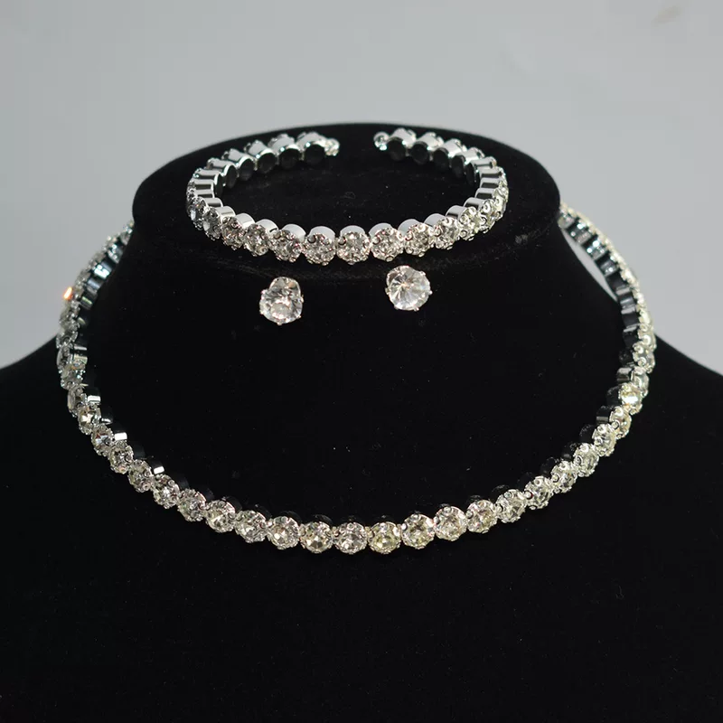 Accessory for bride, choker, bracelet, earrings, set, necklace, chain, gold and silver