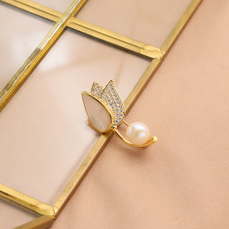 Broche de perlas de agua dulce natural de las mujeres de alto grado nicho creativo hecho a mano ramillete joyería 18K oro real galvanoplastia protección del color
