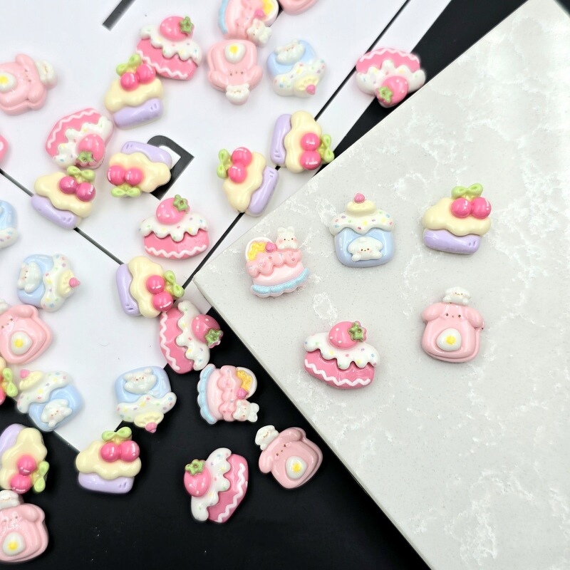 Japan and the United States mini cake series ~ cream glue simulation food play mobile phone shell resin patch accessories diy jewelry