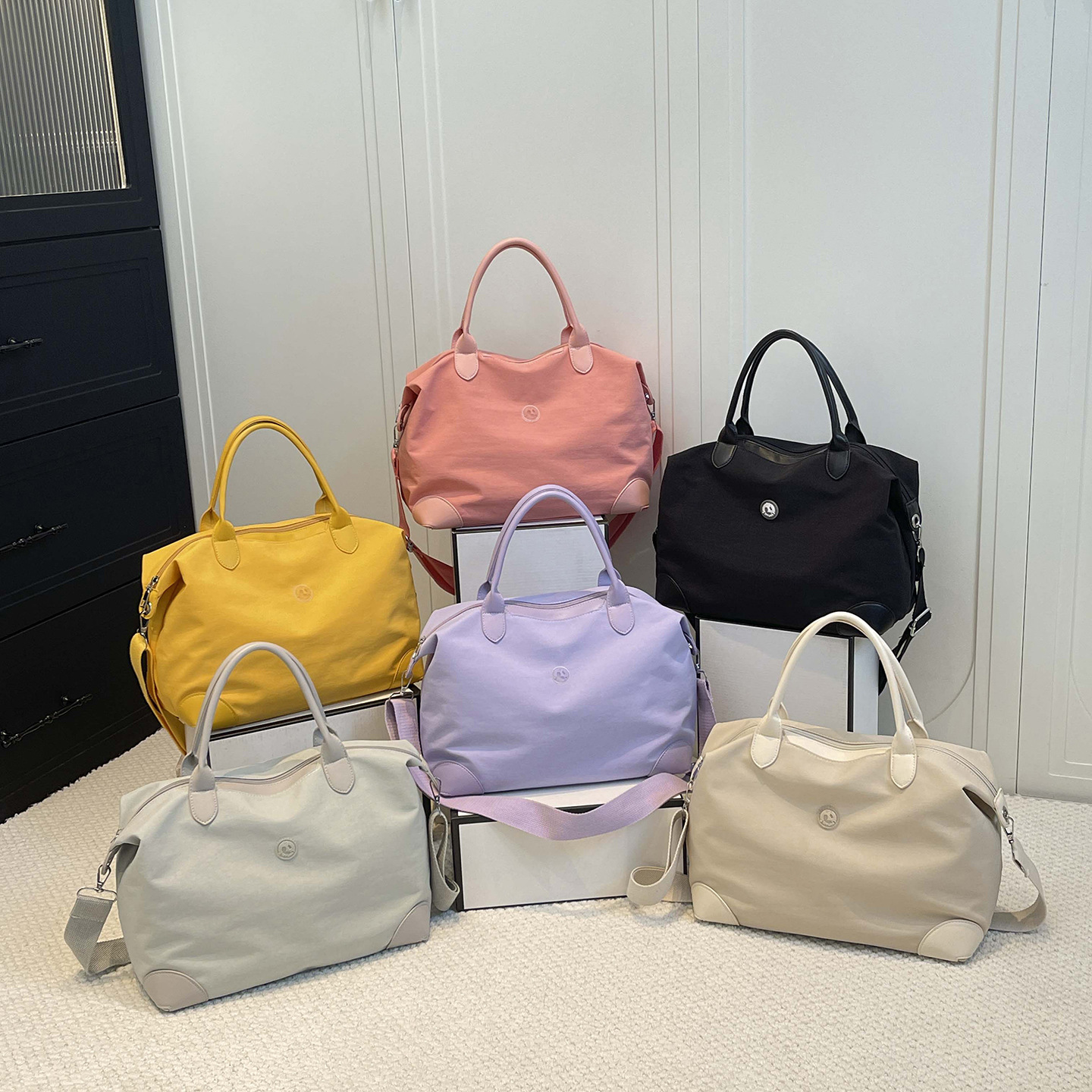 Nueva bolsa coreana para niños, bolsa de viaje ligera de gran capacidad, bolsa de mano casual simple de color sólido para niños y niñas