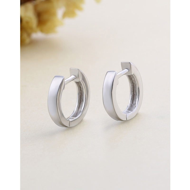 Pendientes de anillo de mujer 925 plata esterlina anillo liso oreja hebilla anillo de oreja simple estilo frío de alto grado joyería de oreja neutra para hombre
