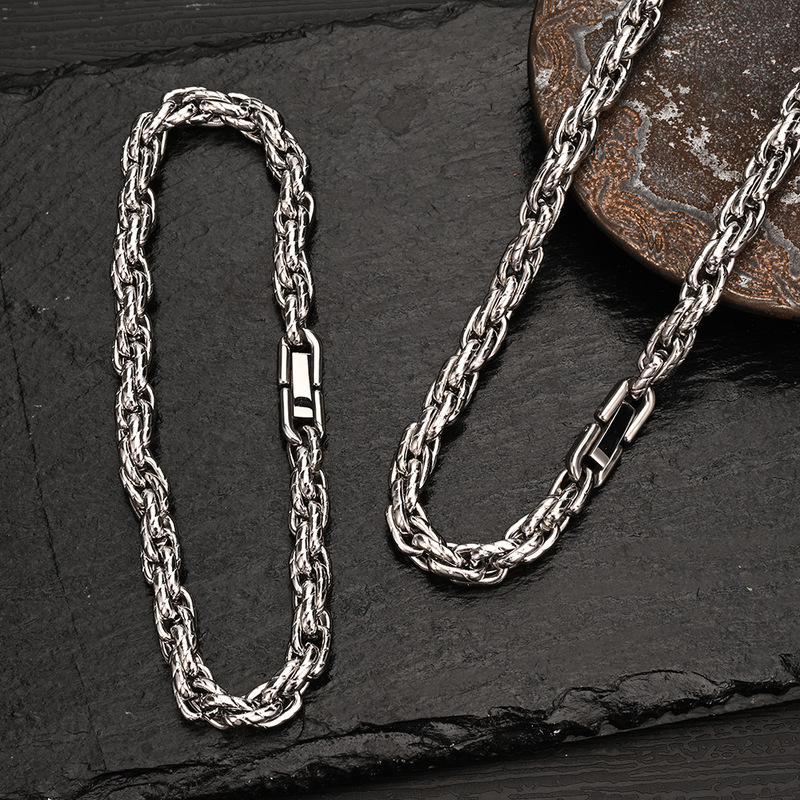 Trendy Cross-Border Stainless Steel Twisted Embossed Cuban Necklace Jewelry Clasp Handmade Chain Fashion Clothing Accessory