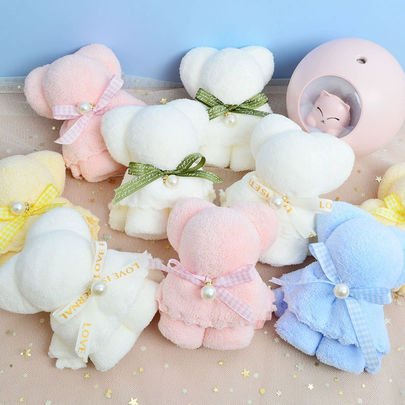 Плюшевый медведь-полотенце, сувенир, подарок, конфеты, товары для праздников: Новый год, День независимости, Праздник середины осени. Подарочные наборы оптом, креативный дизайн.