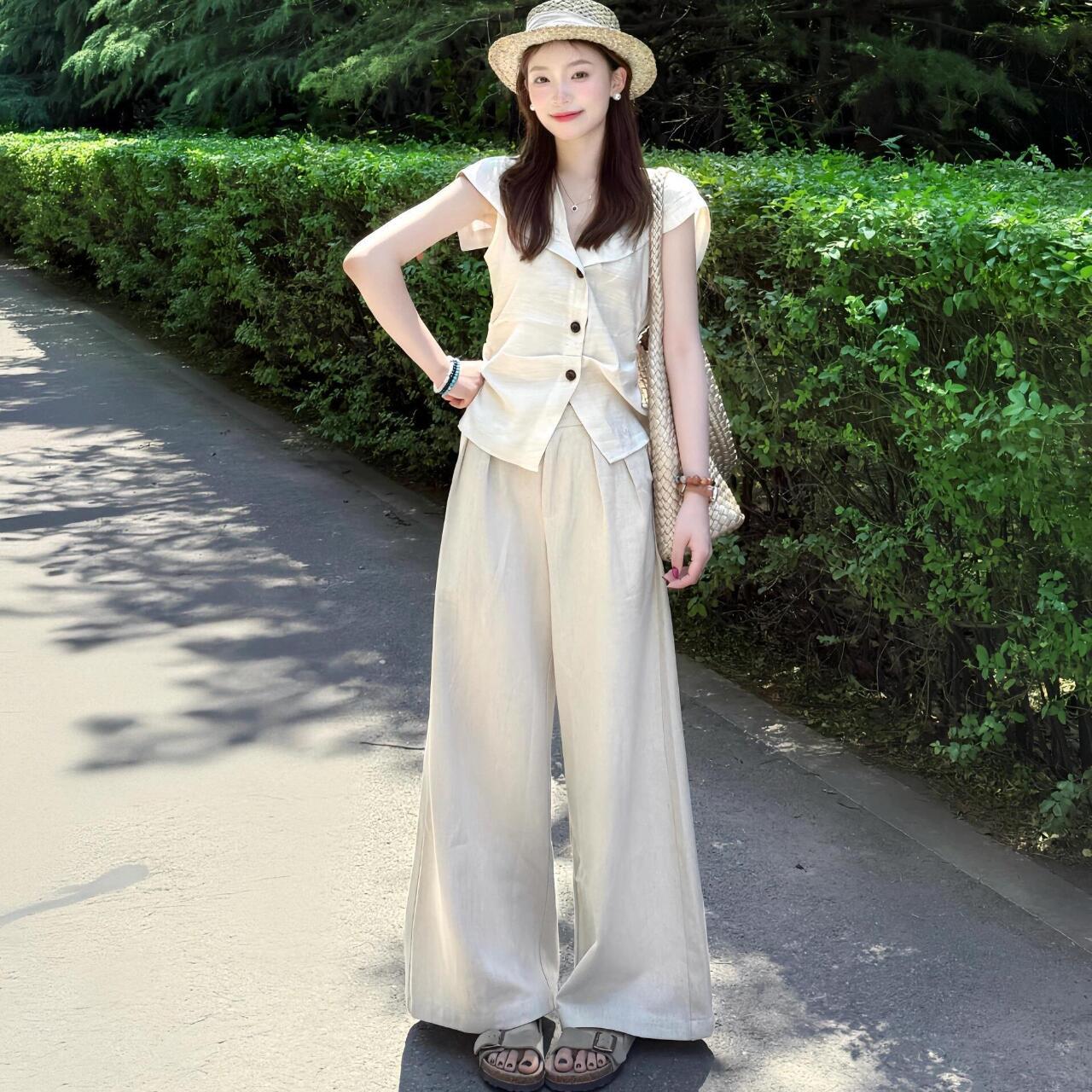 French-Style Vintage Navy Collar Sleeveless Top for Women, Summer Fashion Waist-Slimming V-Neck Vest Ins