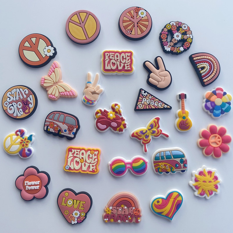 Amazon transfronteriza zapatos flor paz amor PVC de dibujos animados de goma suave agujero zapatos accesorios zapatos decoraciones accesorios en stock