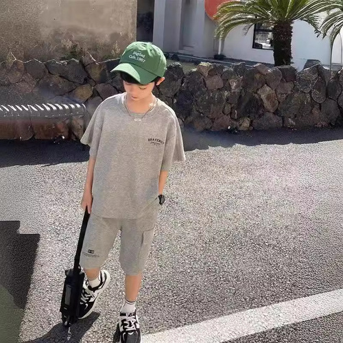 Children's Summer 2024 New Boys' Medium to Large Size Streetwear Casual Loose Sports Set Trendy 2-Piece Thin Set