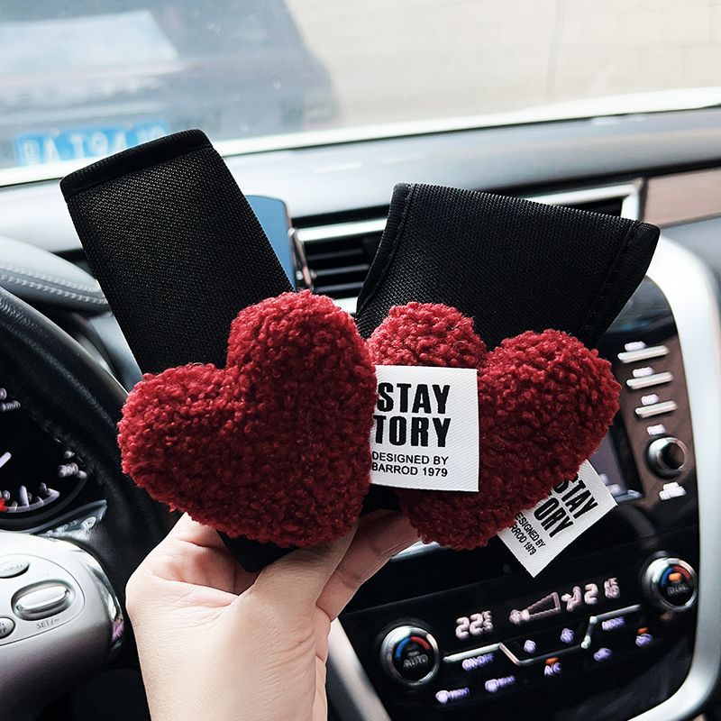 Cute Heart Car Headrest, Waist Support, Seat Belt Shoulder Cover, Girls' Four-Season Car Cute Interior Set