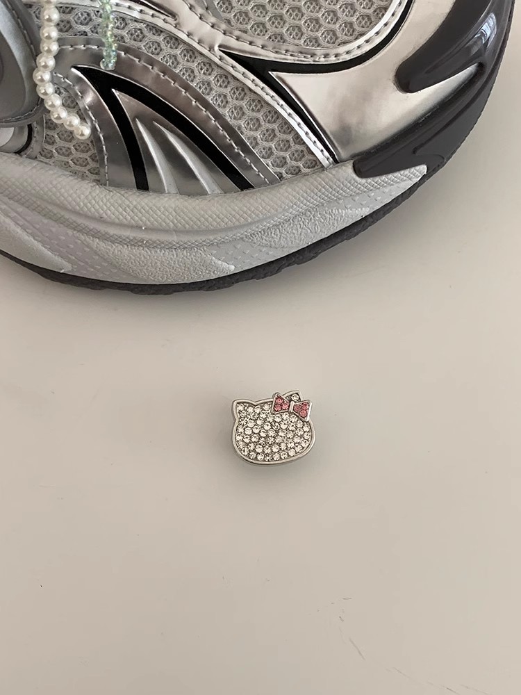 Diseño original de botones de zapatos de kitty ultra versátil DIY arco de perla decoración de flores accesorios de alta calidad desmontables