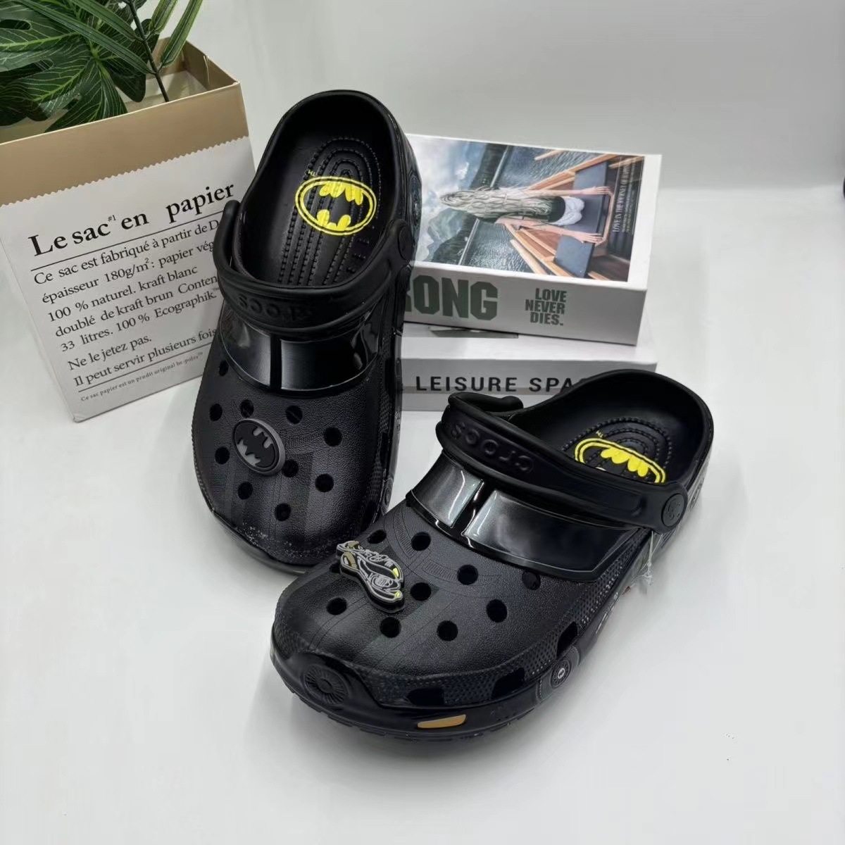 Cross nuevo bat-carro anti-derrapante para hombres y mujeres zapatos de verano sandalias anti-derrapante zapatillas de cabeza