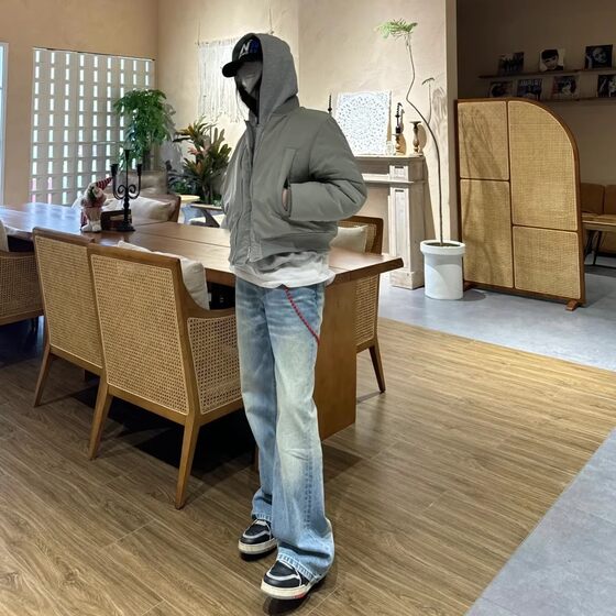 South Korea cleanfit Washed Tailored Antique Vintage Ice Blue Cream Lox Cat Whisker Scratch Slak Jeans