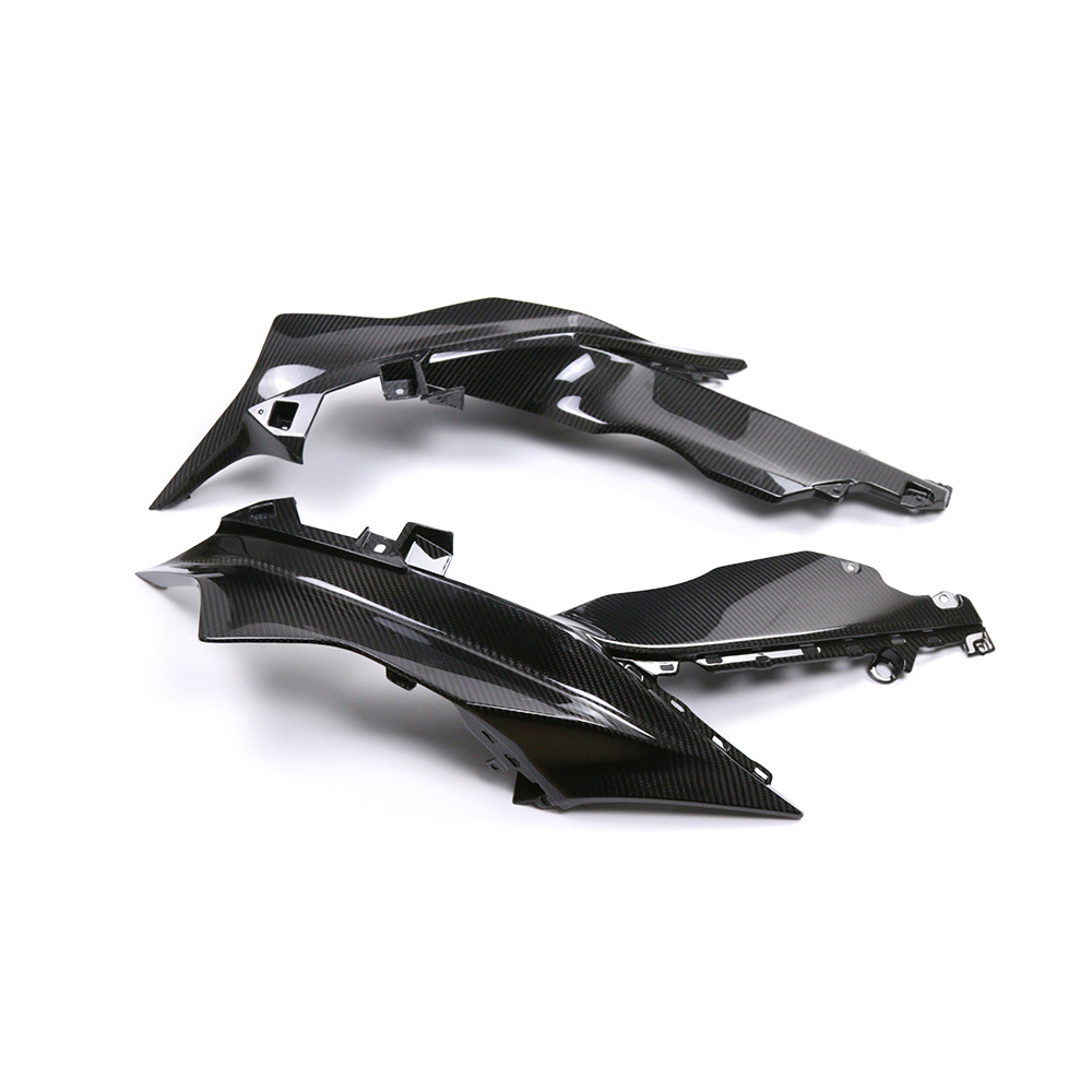 Suitable for new YAMAHA YAMAHA R3 front large side plate carbon fiber shell motorcycle modification accessories