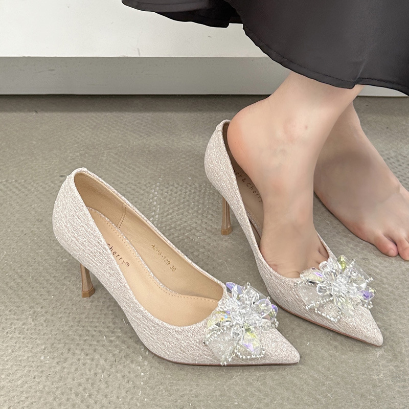 Women's Traditional Chinese Wedding Dress with Two-Way Wear, Bride's Crystal Shoes That Are Comfortable, Niche French-Style High Heels with Pointed Toe and Thin Heels