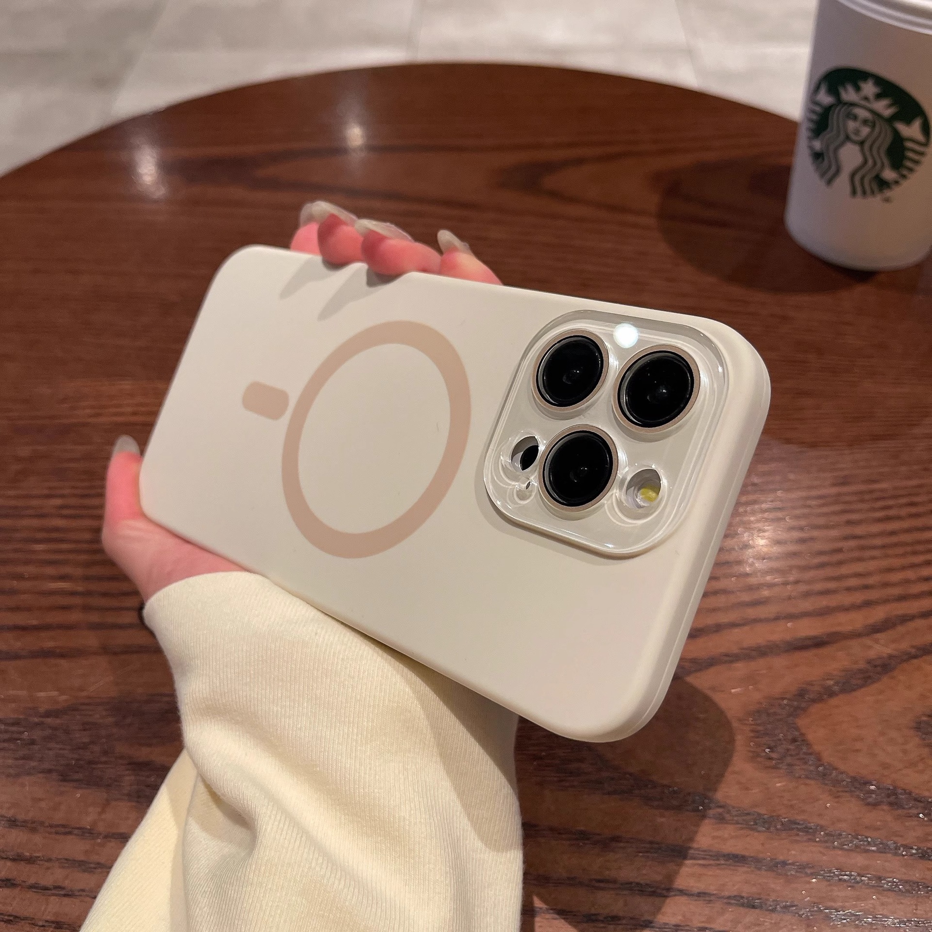 Ventana pequeña de color sólido simple succión magnética para iPhone 16ProMax funda para teléfono móvil 14 Apple 15 hombres y mujeres 13 todo incluido