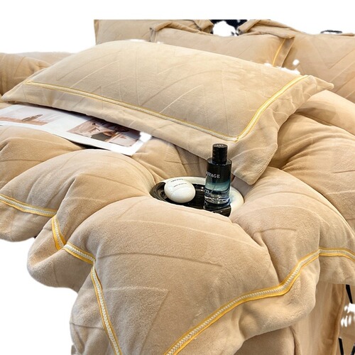 Winter Warm Class A Baby Grade Milk Velvet Four-piece Set Double-Sided Thickened Coral Velvet Quilt Cover Plus Velvet Bedding