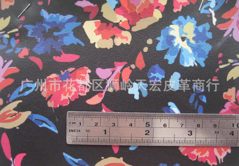 批发高品质印花皮革眼镜盒皮面料鞋材箱包手袋铝箱帽子工艺装饰革