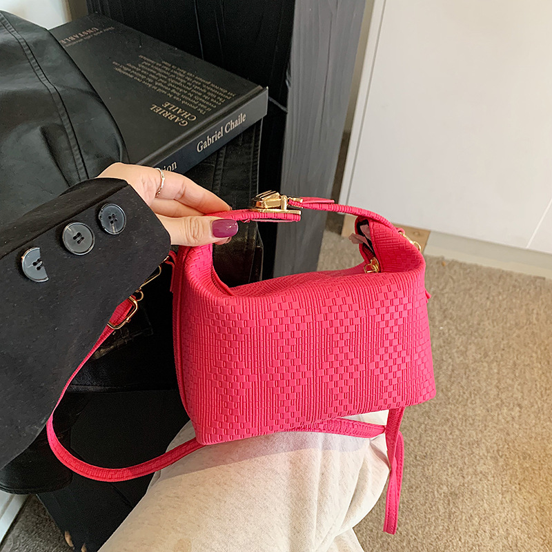 Bolsa de mano a rayas de moda coreana para mujeres otoño / invierno 2024 nuevo estilo simple bolso de hombro personalizado gran capacidad mochila