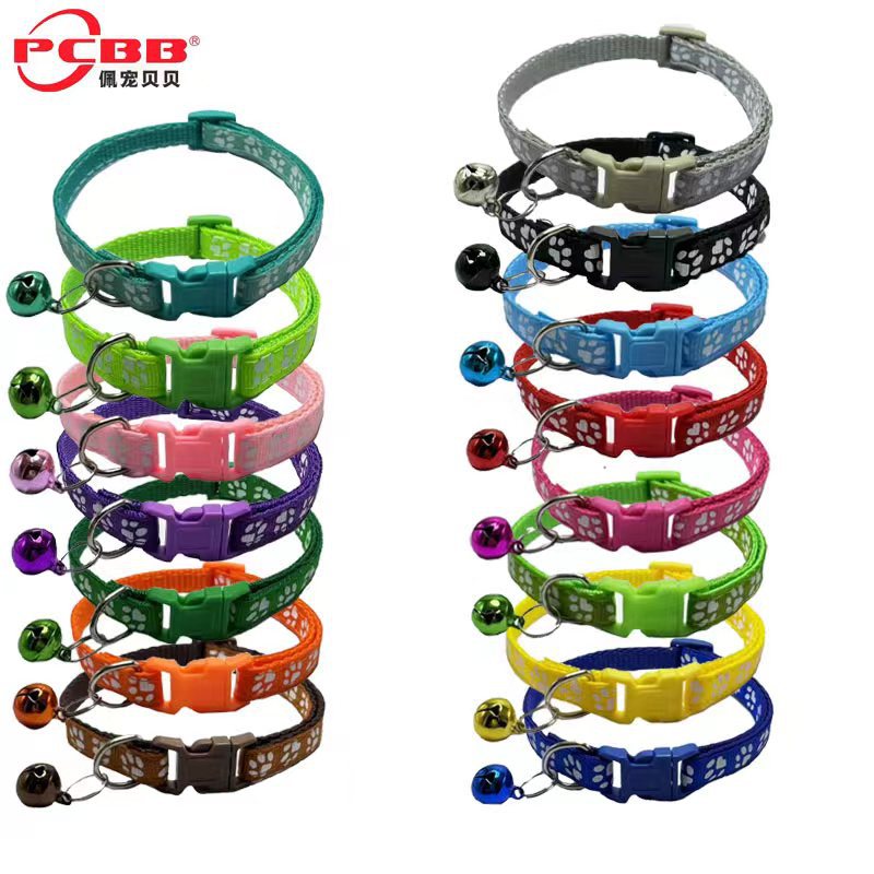 Collar de pegado de mascotas perros gatos una sola huella de pata impresa campana gatos brota gatito de nylon