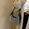 Winter fashionable shoulder bag, underarm bag, one-shoulder bag, 2023 collection